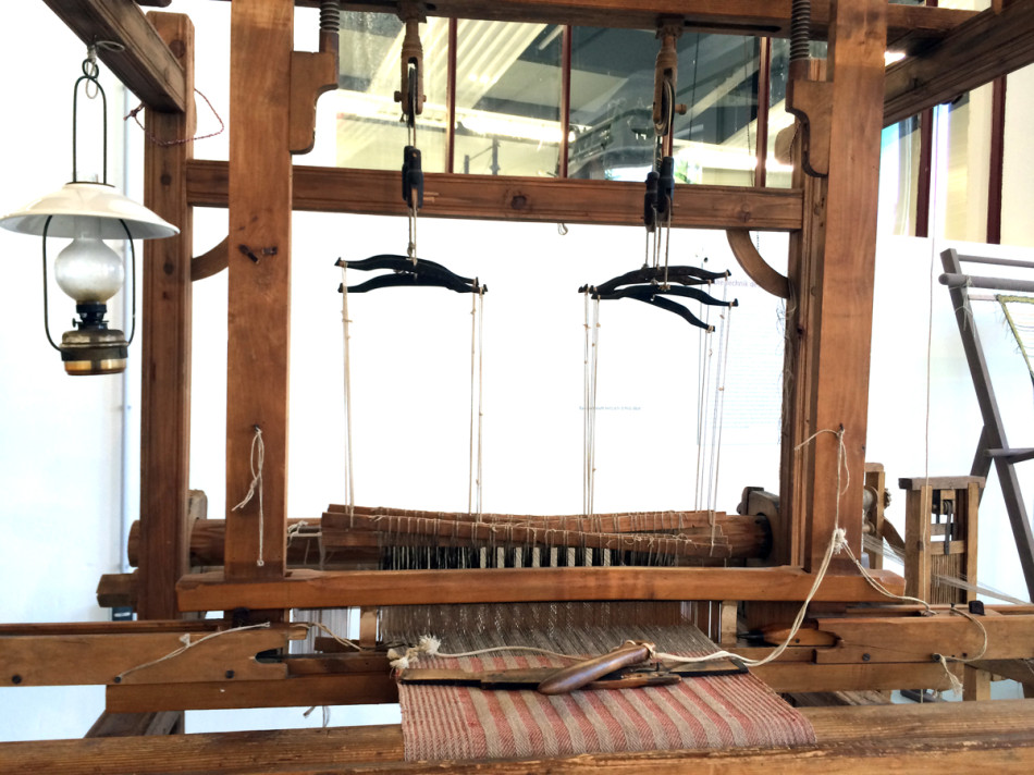 manual weaving machine